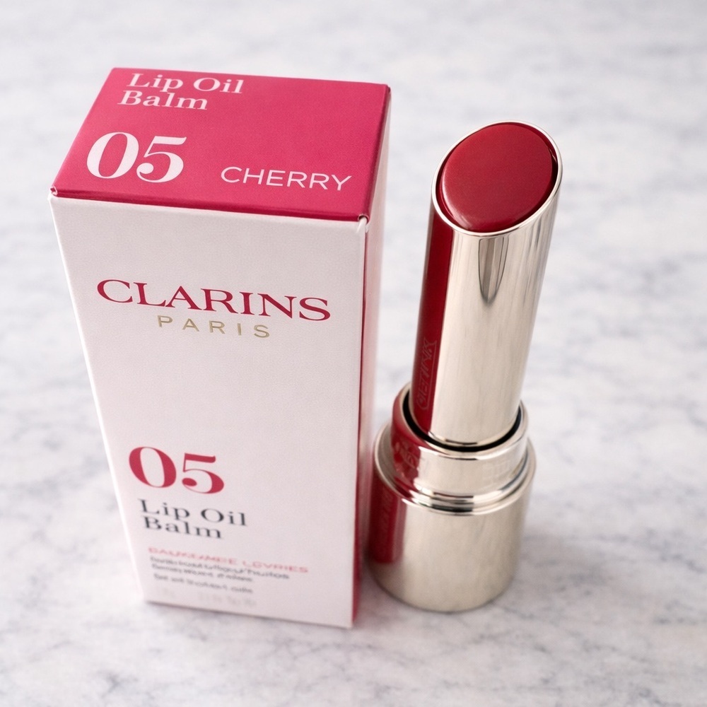 CLARINS Lip Oil Balm 05 Cherry Hydrating Gloss Balm